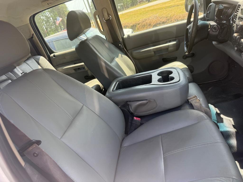 2009 Chevrolet Silverado 2500HD Work Truck - Photo 11