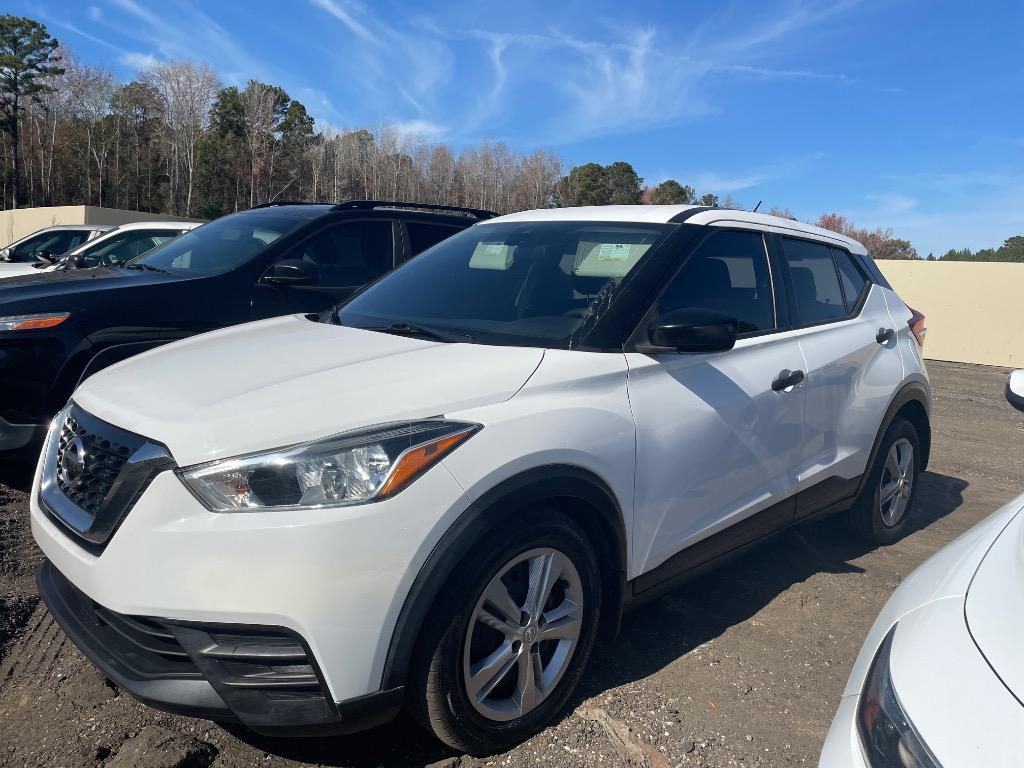 2020 Nissan Kicks S