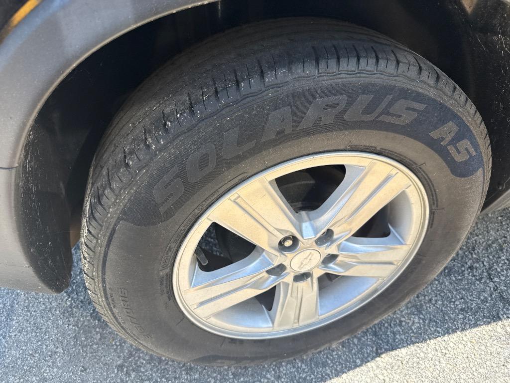 2020 Chevrolet Trax LS - Photo 11